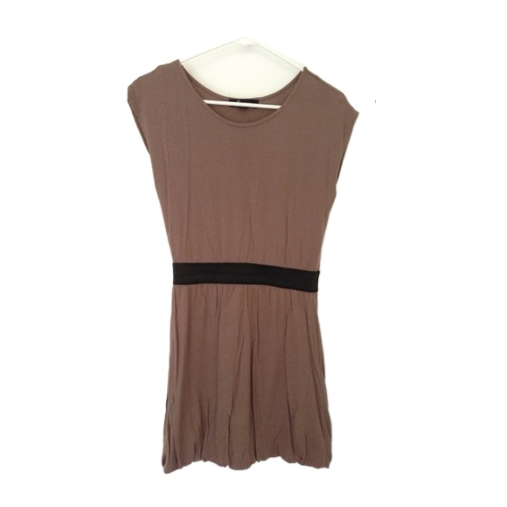 🎉 FOREVER 21 Brown Cap Sleeve Bubble Hem Dress, size S